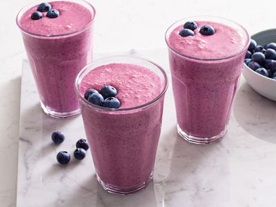 Berries Greens & Protein
