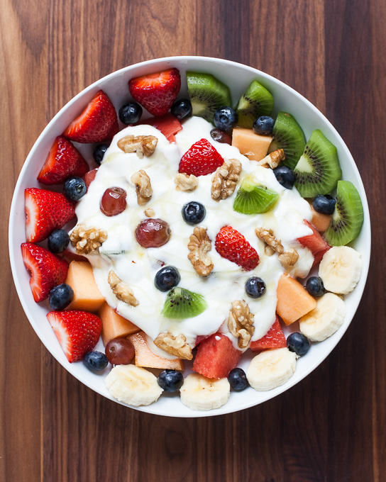 Yogolaada Fruit Yogurt Nut Plate